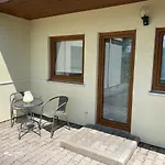 Felix Living 6, Monteurwohnung, 3 Zimmer, Getrennte Betten, Balkon, Parkplatz Appartamento