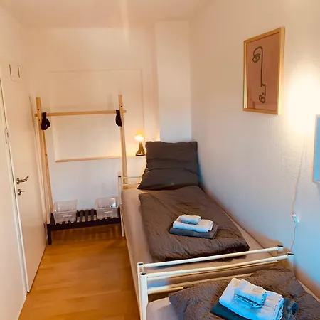Felix Living 6, Monteurwohnung, 3 Zimmer, Getrennte Betten, Balkon, Parkplatz Salzweg